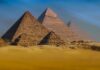 Na Velké pyramidě neúnavně pracovalo mnoho lidí